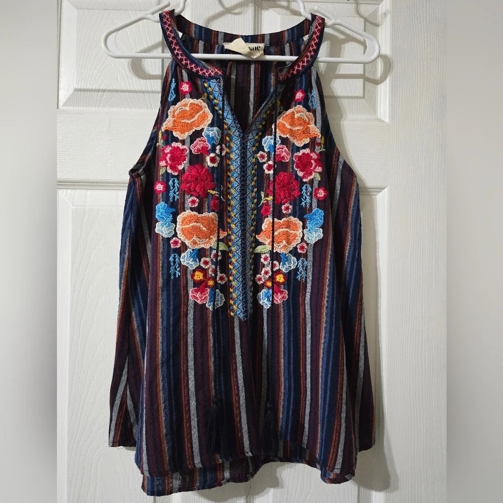 Savanna Jane Circle Neck Striped Linen/Cotton Tank w/ Floral Embroidered Front.
